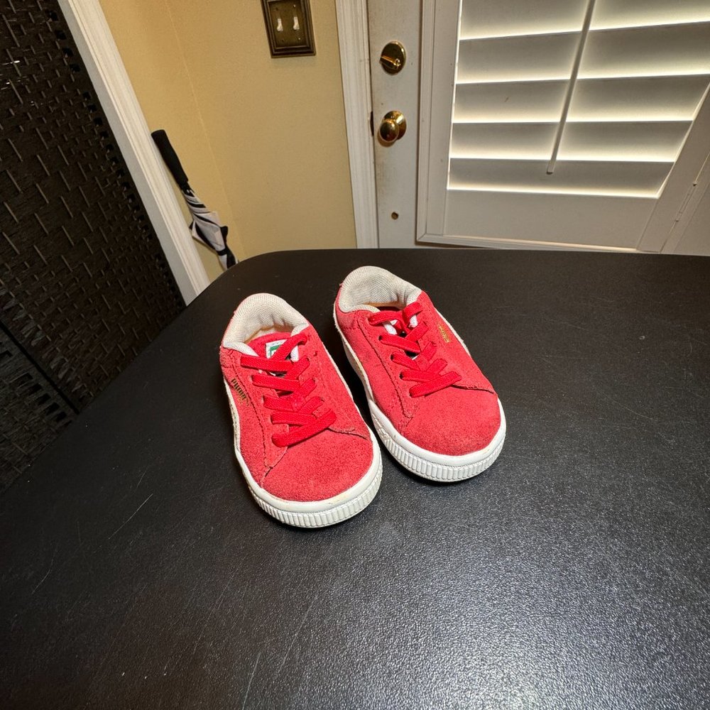 Puma size 4C classic suede sneaker - Picture 3 of 10